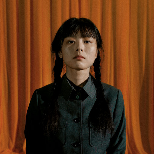 美女穿白丝给我操的免费视频
